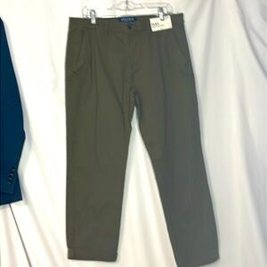 NWT Arizona Jean Co. 33 X 30 relaxed taper